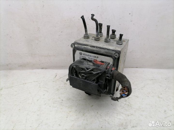 Блок abs Volkswagen Passat B6 2.0 2008