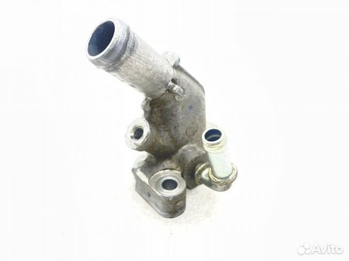 Фланец системы охлаждения Honda Civic 8 1.8 R18A1