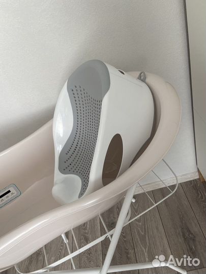 Ванночка детская с подставкой и горкой