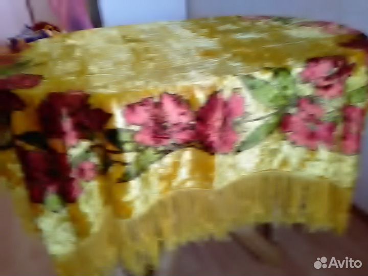 Ткани и скатерти из плюша