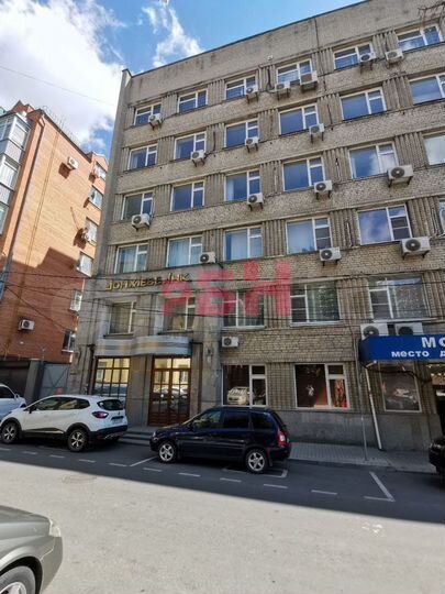 Офис в активном районе 85 кв.м кабинетная система