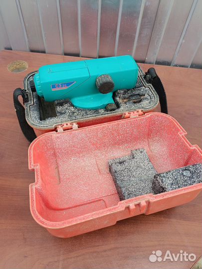 Нивелир оптический sokkia