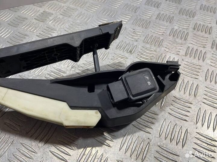 Педаль газа BMW 3-Series (E46) IV рестайлинг (2001