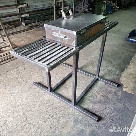 Мангал из мощного металла