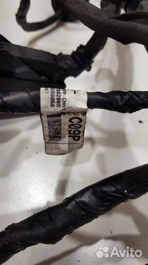 Электропроводка под капот (Kia Mohave)