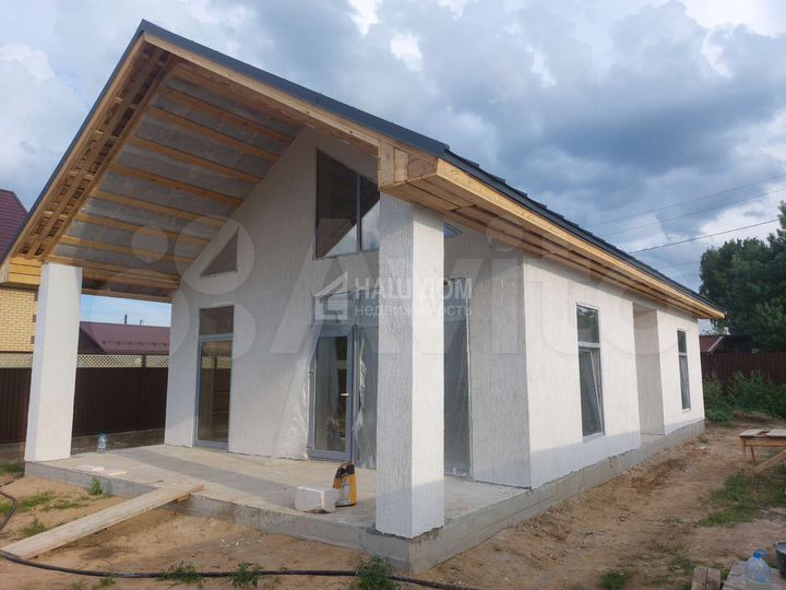 Дом 154 м² на участке 7,7 сот.