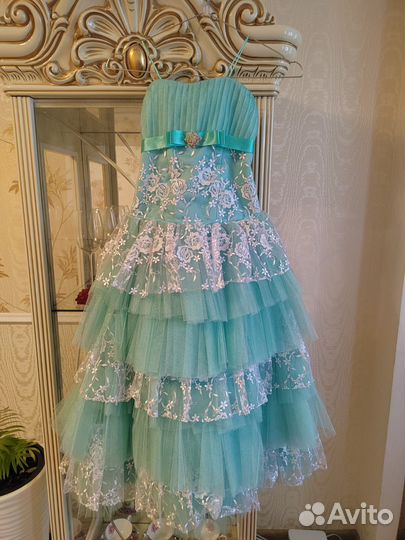 Платье нарядное для девочки