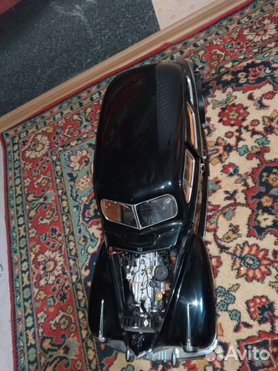 Зис-110 в масштабе 1:8