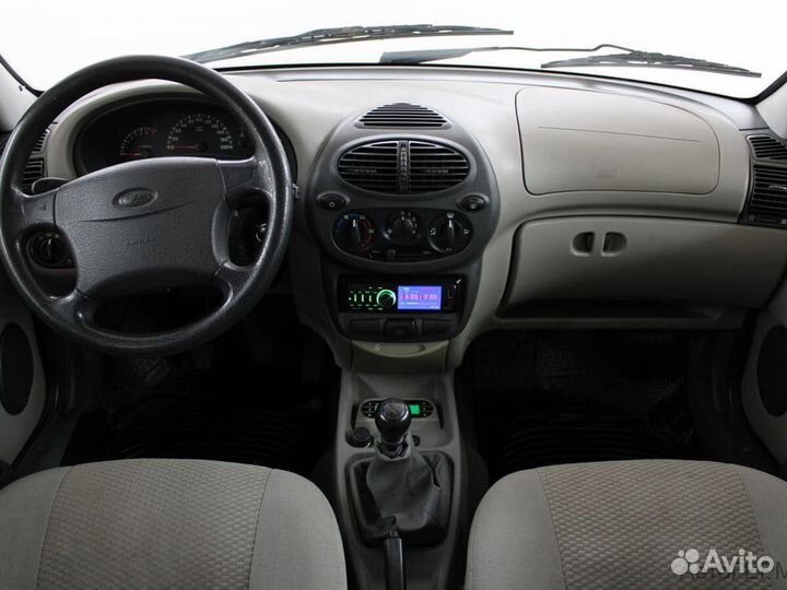 LADA Kalina 1.6 МТ, 2011, 200 000 км