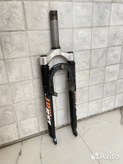 Вилка резьбовая rst