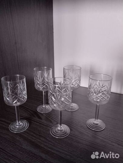 Хрустальные рюмки на ножке СССР