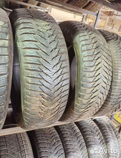 Goodyear UltraGrip 8 205/60 R16 92M