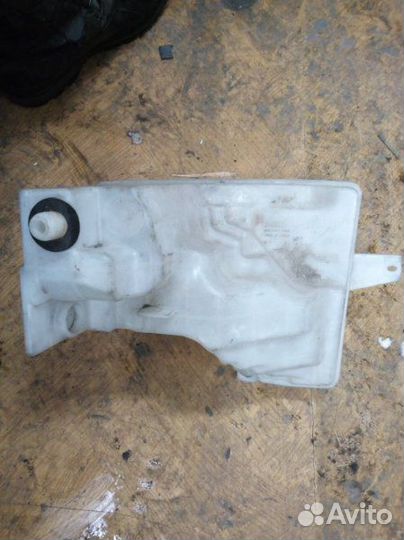 Бачок омывателя лобового стекла Mazda Mazda 6 GG