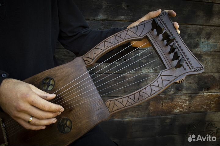 Кравик лира