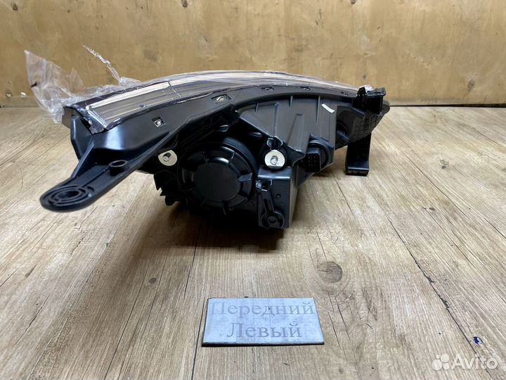 Фары передние Hyundai Solaris 2010 - 2014г новые