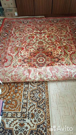 Ковер шерстяной