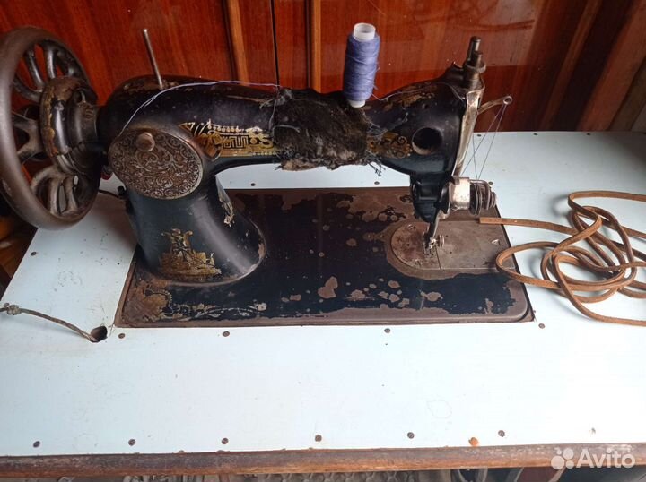 Ножная швейная машина Singer (возможна доставка)