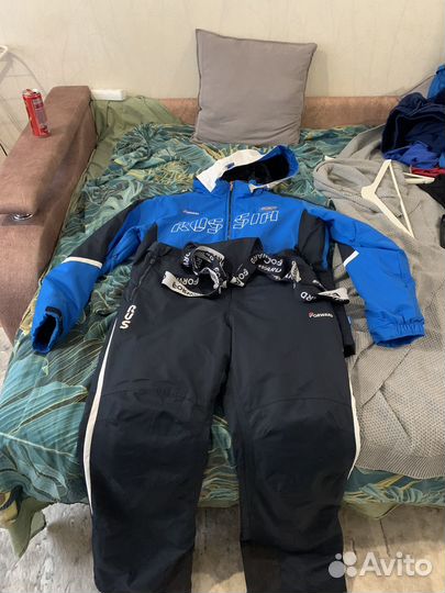 Горнолыжный костюм