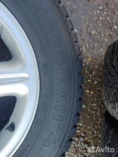 Nokian Tyres Nordman 4 215/65 R16 T