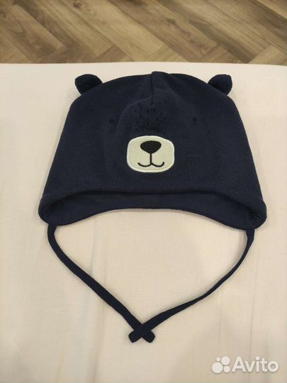 Демисезонная шапка lassie