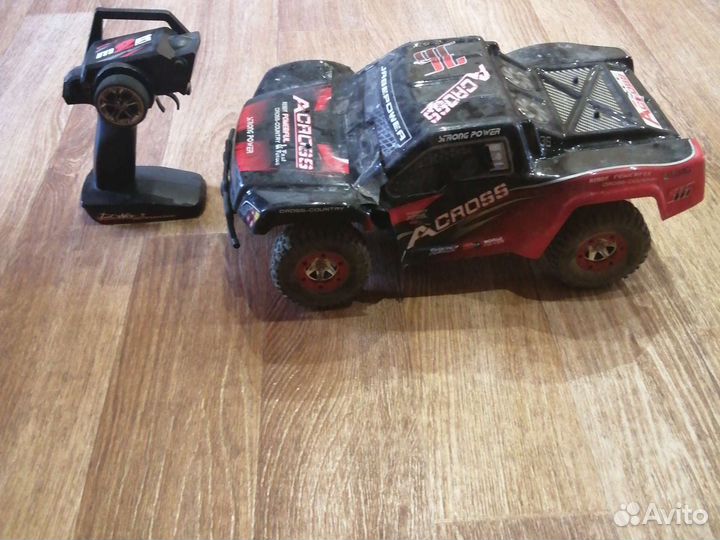 Машинка на радиоуправлении