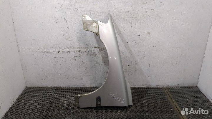 Крыло Volvo V70, 2003