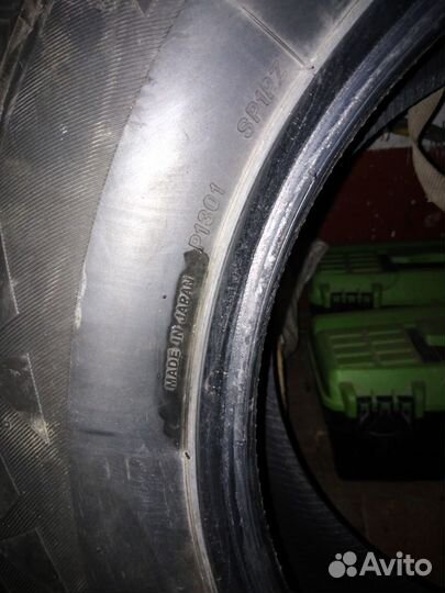 Bridgestone Blizzak Spike-01 205/70 R15