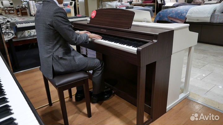 Цифровое пианино Yamaha + Банкетка + Наушники