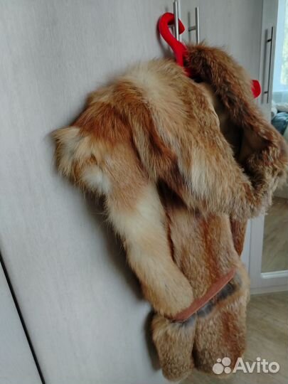 Продам жилетку из лисы