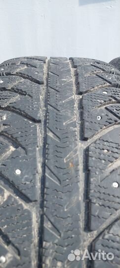 Bridgestone Ice Cruiser 7000 265/65 R17 116T