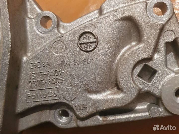 Помпа ford focus 3