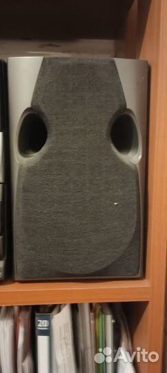 Музыкальный аудитоцентр LG + две колонки