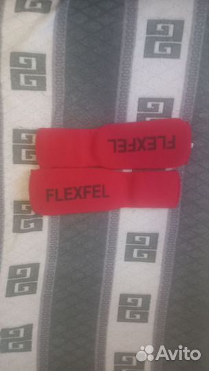 Щитки красные flexfel размер M,бу