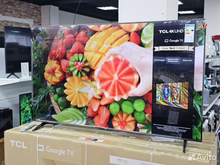 LED-телевизор TCL 65V6B черный