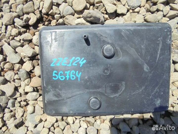 Подставка под аккумулятор Toyota Corolla Runx