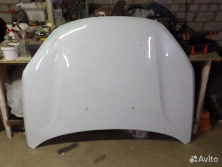 Капот LADA vesta