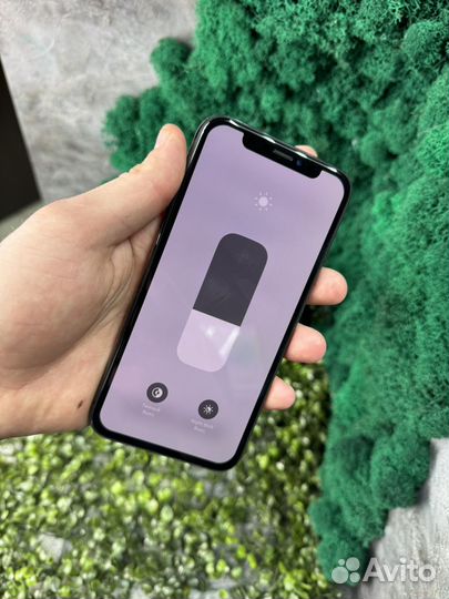 iPhone X, 64 ГБ