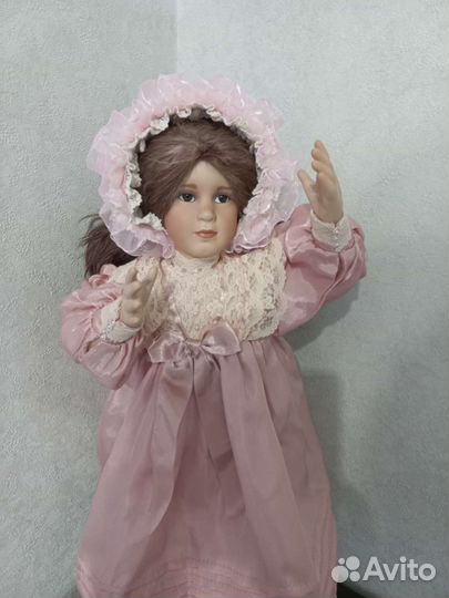 Куклы фарфоровые коллекционные
