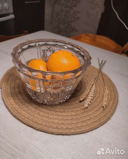 Конфетница стеклянная