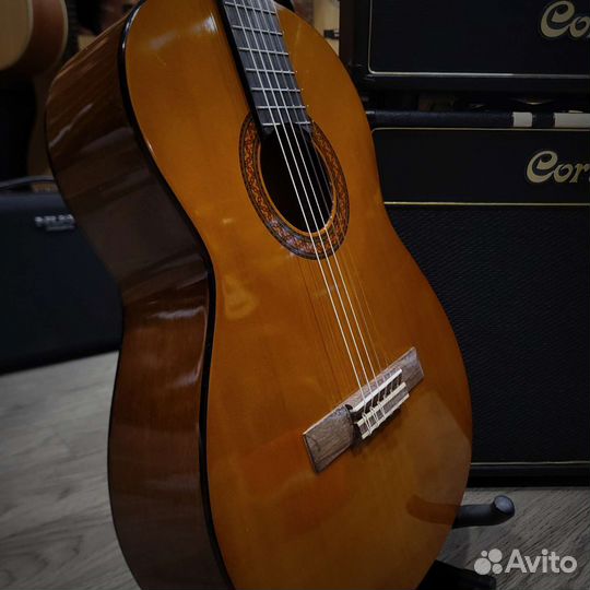 Yamaha C40/02 класическая гитара 4/4 (новая)