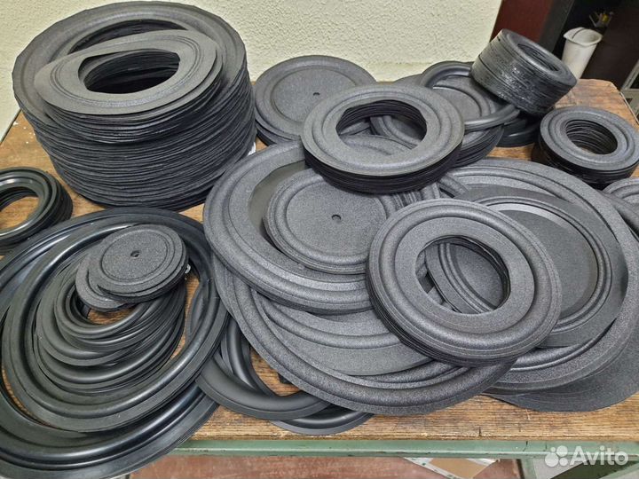 Подвесы и комплектующие к динамикам