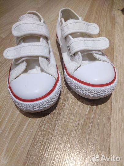 Кроссовки для девочки 32