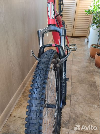 Велосипед взрослый GT avalanche 26
