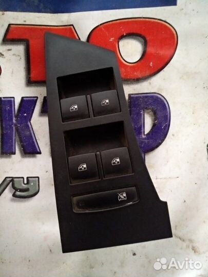Блок управления стеклоподъемниками Opel Astra J