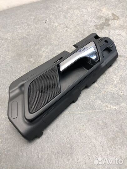 Ручка задняя левая Mercedes M W164