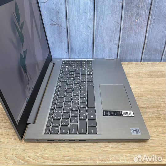 Ноутбук Lenovo Core i3 2020 г.в. - гарантия