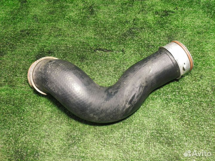 Патрубок интеркулера Mercedes Benz C W203 2.0л