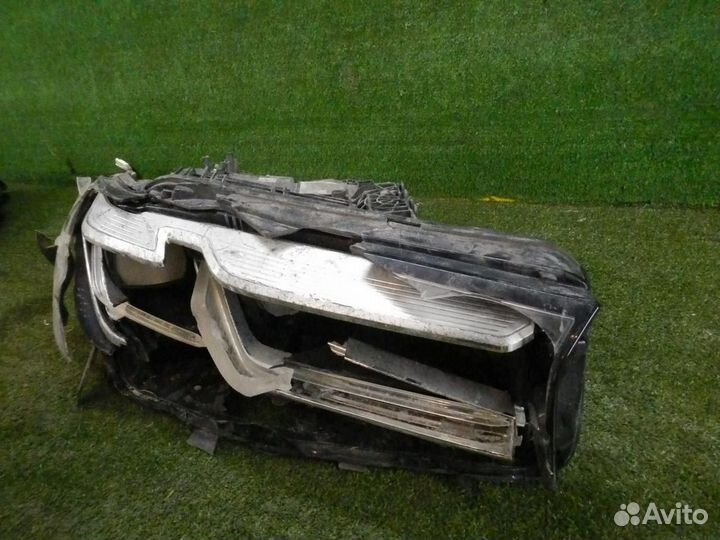 Фара правая BMW 5-Series/M5