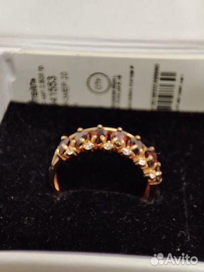 Кольцо серебряное с натуральными гранатами, фианит