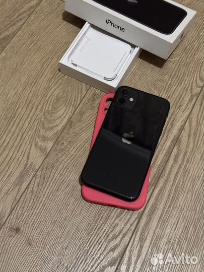 iPhone 11, 64 ГБ